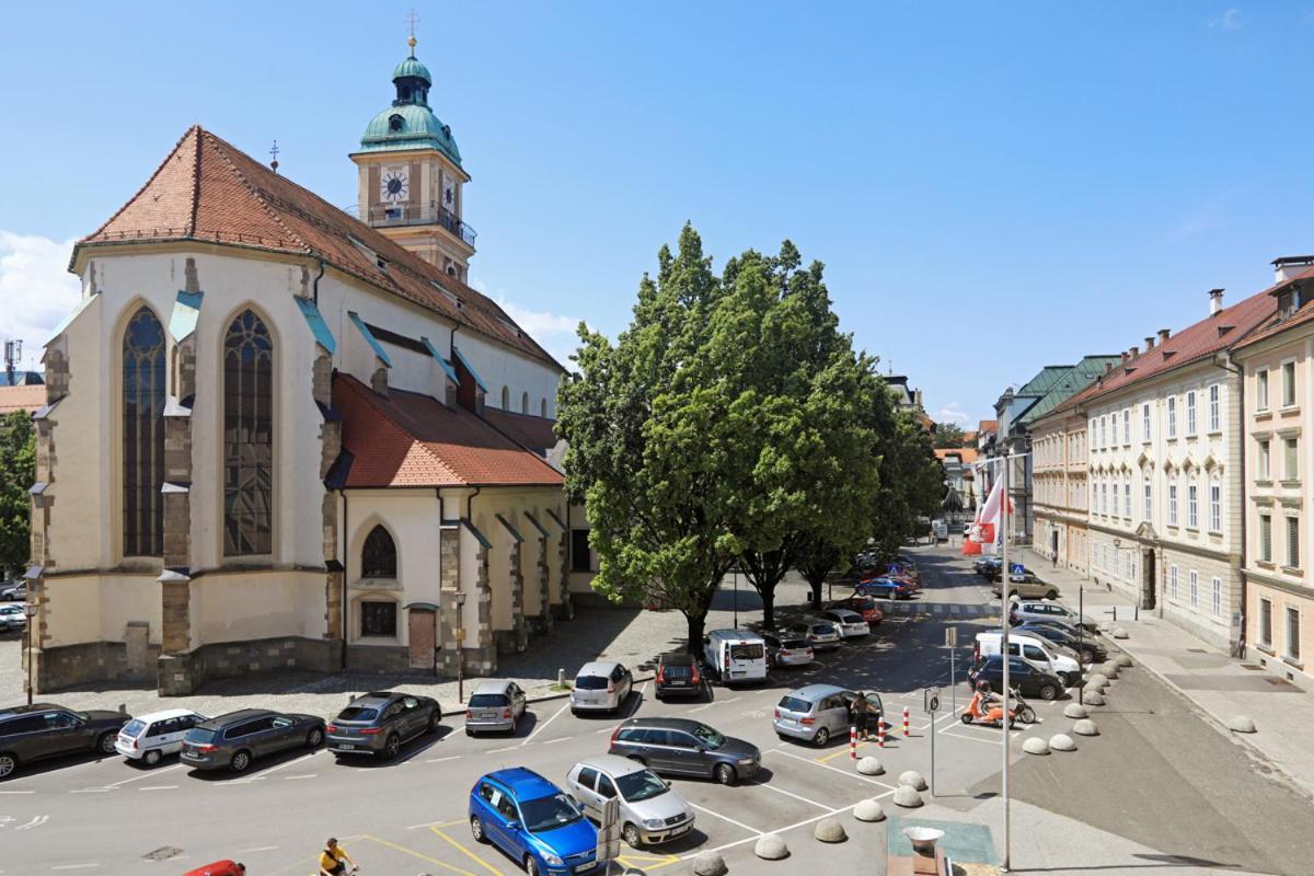 Anna House Hotel Maribor Eksteriør billede